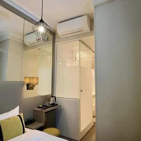 Pratic Hotel-2